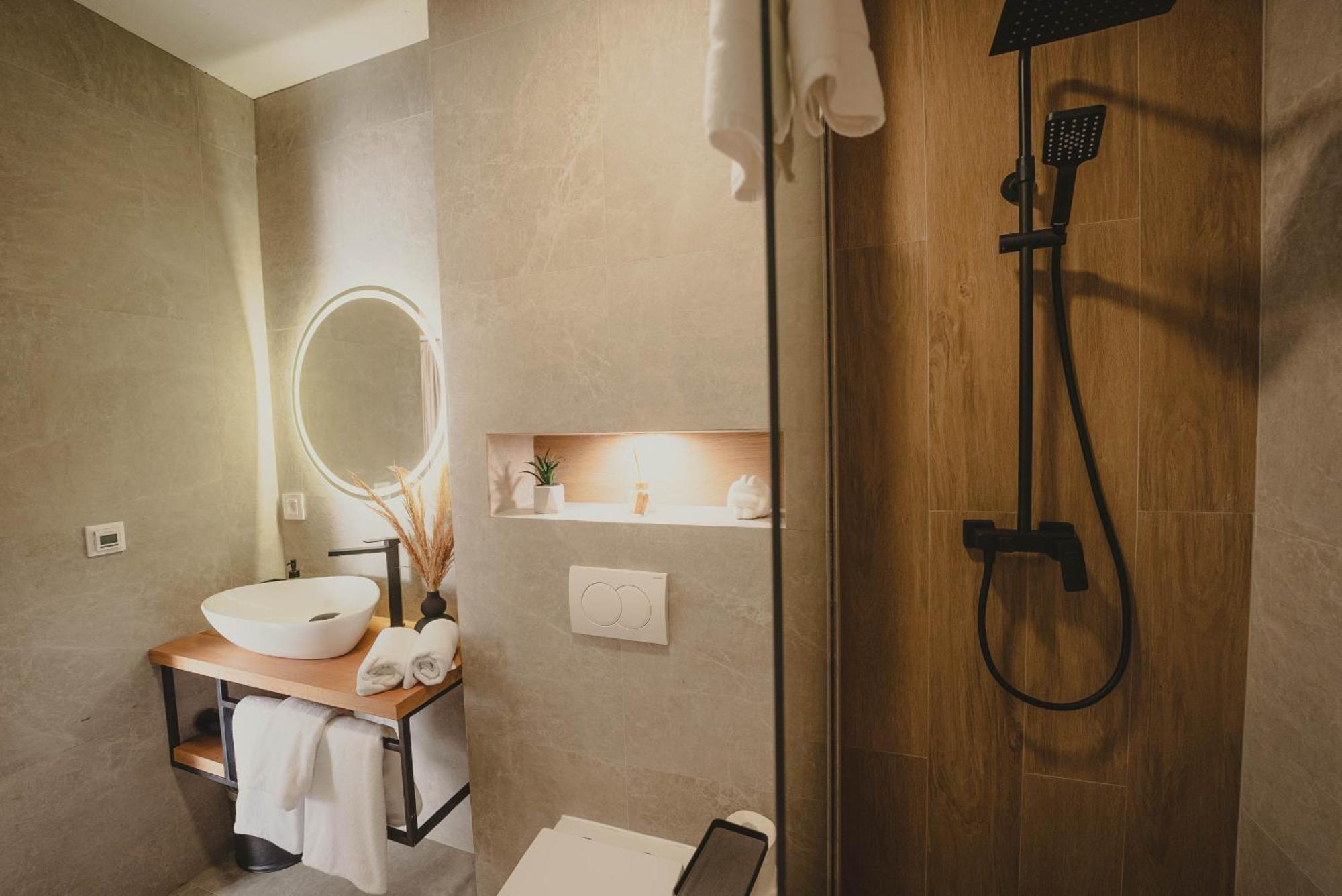 Zemunice Knezevic Banja Luka Extérieur photo